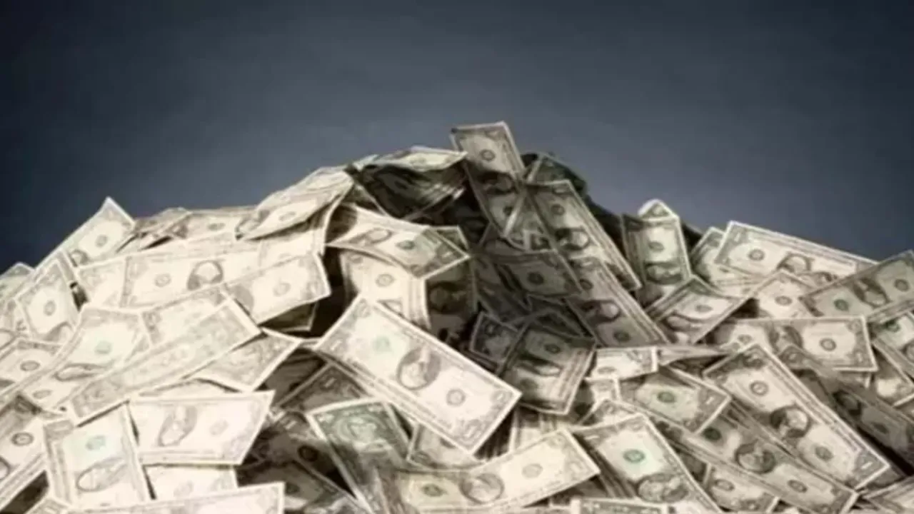 Forbes'un 2023 Zenginler Listesi: Elon Musk Liderliğinde 490 Milyar Dolarlık Servet