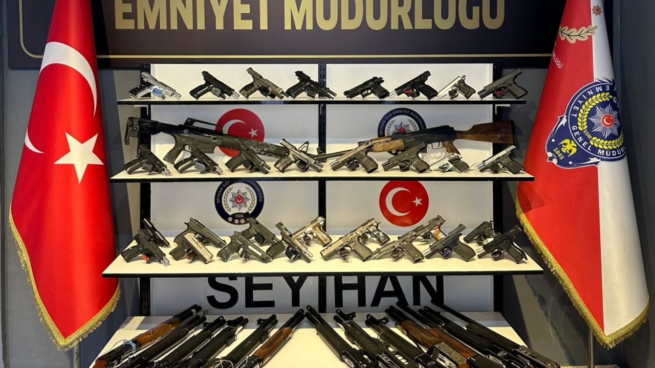 Adana'da ruhsatsız 50 silah ele geçirildi