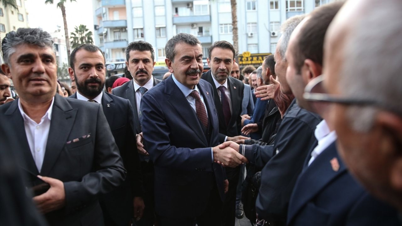 Milli Eğitim Bakanı Yusuf Tekin, Mersin'de temaslarda bulundu