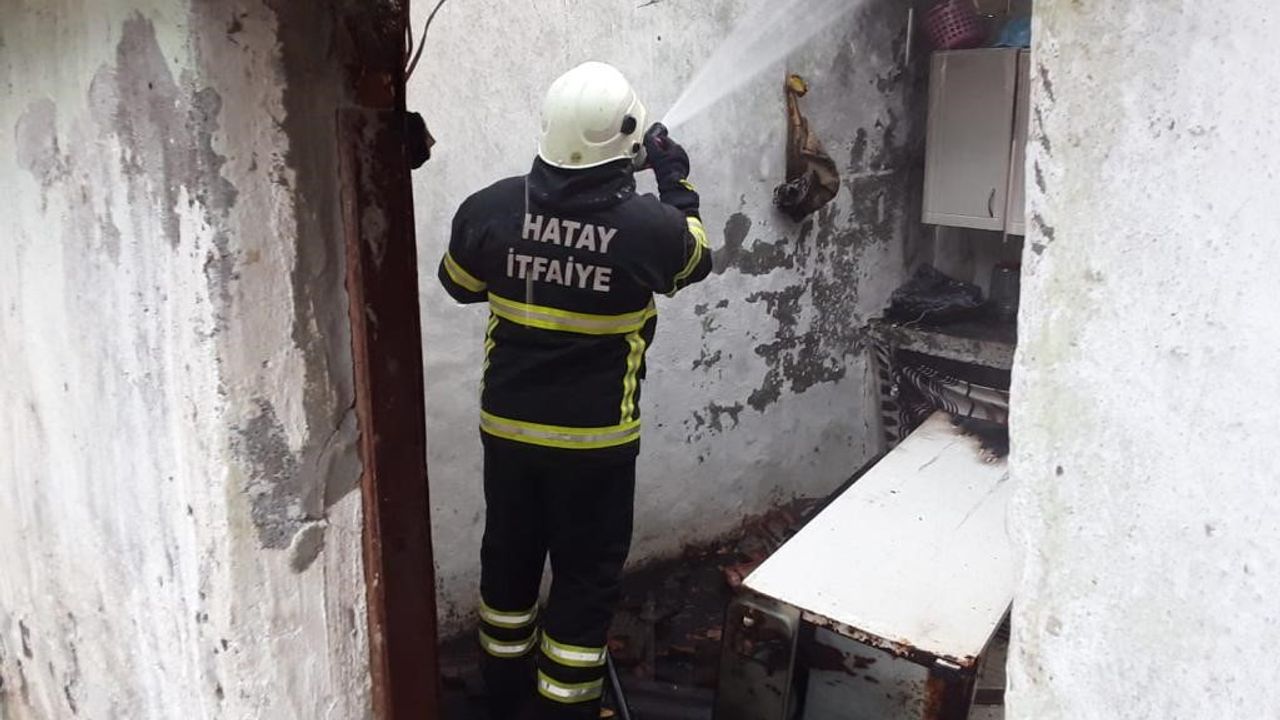 Reyhanlı’da çıkan ev yangını söndürüldü