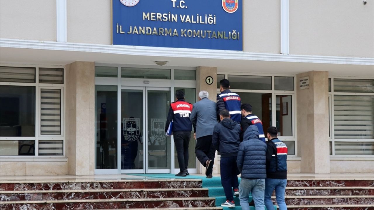 Mersin'de PKK ve DEAŞ'a yönelik operasyonda yakalanan 4 zanlı tutuklandı