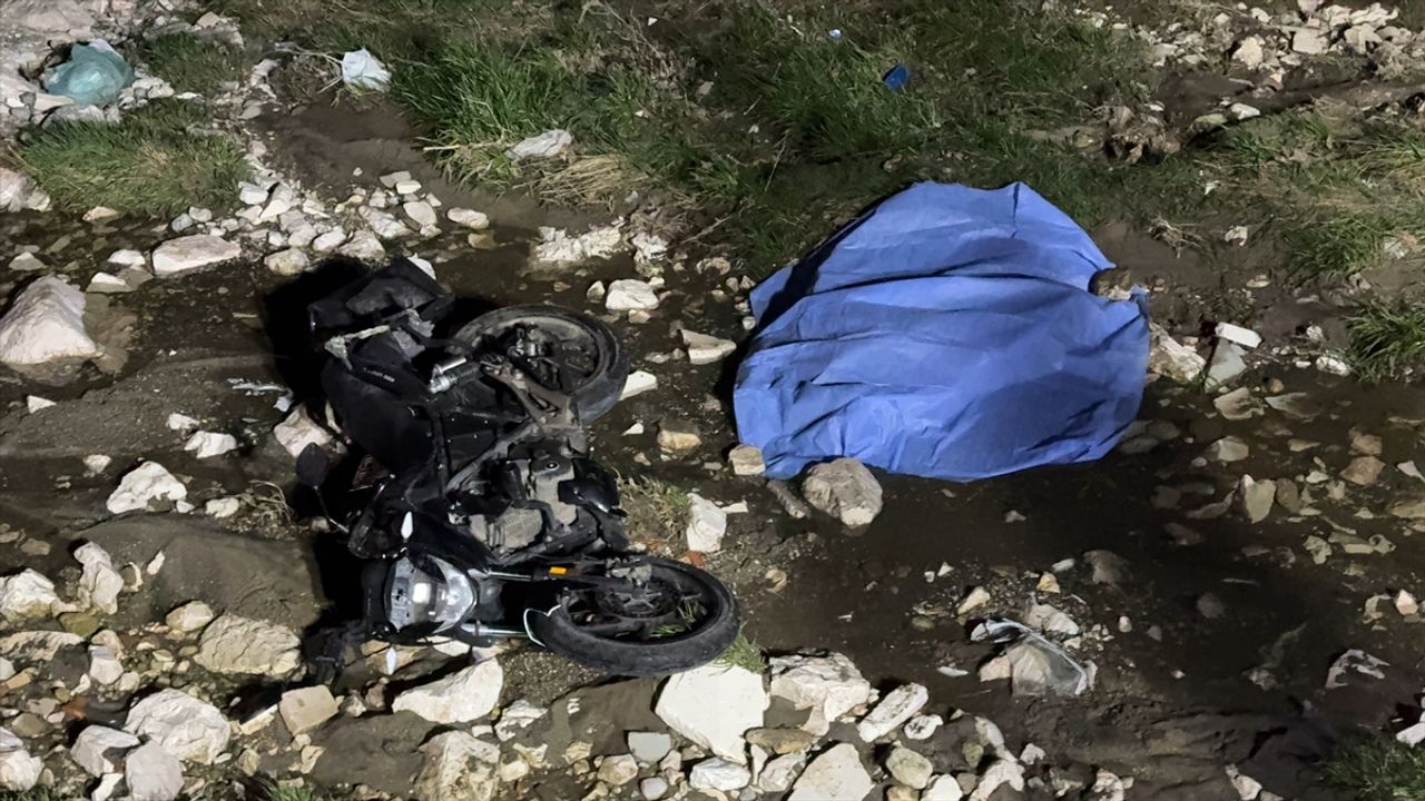 Isparta'da kaybolan üniversite öğrencisi motosikletiyle dere yatağında kaza yapmış halde ölü bulundu