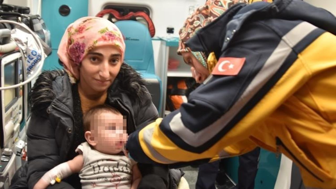 Bitlis’te Kar Bebek İçin Aşıldı