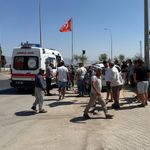 GÜNCELLEME - Hatay'da otomobil ile çekicinin çarpıştığı kazada 3 kişi öldü, 3 kişi yaralandı