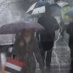 Meteoroloji Alarm Verdi 35 İlde Yağış ve Fırtına Uyarısı