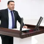 CHP'ye Geri Dönen Ediz Ün: "Aklandım"