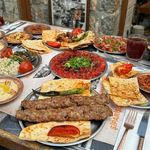 Kıyma Kebabının Yanına Hangisi Daha Çok Yakışıyor?