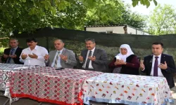 Vali Dr. Erdinç Yılmaz, Şehidimiz Hasan Cilves'in Ailesini Ziyaret Etti