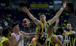 FENERBAHÇE, ZORLU MAÇTA ARMANI MILANO'YU MAĞLUP ETTİ!