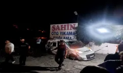 Osmaniye’de Tırın Düğün Konvoyundaki Araca Çarpması: 4 Ölü, 3 Yaralı