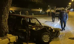 Bayburt'ta Feci Trafik Kazası: Genç Sürücü Hayatını Kaybetti, 1 Kişi Yaralı