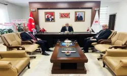 Ellek Beldesi Başkanı Abbas Yeşildemir, Osmaniye İl Müdürü Hamdi Görkem Gençtürk'e Hayırlı Olsun Ziyaretinde Bulundu