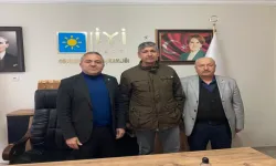 Karaçay Mahallesi AK Parti Başkanı Murat Ergen, İyi Parti'ye Katıldı