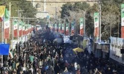 İran'da Kasım Süleymani Anma Törenlerine Yapılan Saldırılarda Ölenlerin Sayısı 103'e Yükseldi