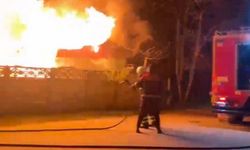 Düzce'ye bağlı Kaynaşlı ilçesinde bir evde çıkan yangında bir kişi yaşamını yitirdi