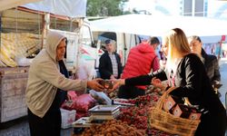 Alanya Belediyesi kandil lokumu, kandil simidi ve takvim dağıttı