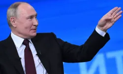 Putin, Rus Edebiyatını Dünya İle Buluşturmak İçin Dijital Platform Önerisiyle İlerliyor