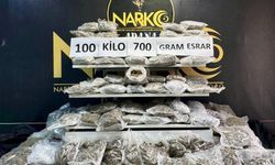 Adana'da ahşap yüklü tırda 100 kilo 700 gram esrar ele geçirildi