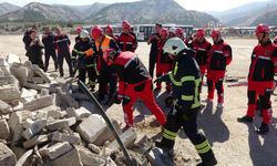 Burdur’da 150 profesyonel gönüllü ile arama kurtarma ekibi kuruldu