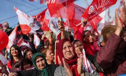 Balıkesir'de CHP'nin Zaferi: Ahmet Akın Büyükşehir Belediye Başkanı Seçildi