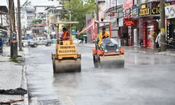 Yağmurlu Havada Asfalt Dökmek: Osmaniye Belediyesi'nin İlginç Kararı!