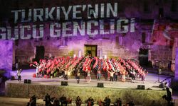 Aspendos "Gençlik ve Spor Gösterisi"ne sahne oldu