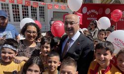 Adana’da çocukların ’23 Nisan Ekspresi’ coşkusu