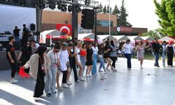 Osmaniye Korkut Ata Üniversitesi Bahar Şenliği: Müzik Grubuyla Coşku Doruğa Çıktı