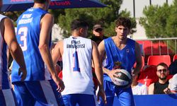 Basketbol turnuvası Red Bull Half Court Türkiye finali İzmir'de düzenlendi