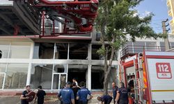 Kahramanmaraş'ta binanın giriş katındaki depoda çıkan yangın söndürüldü