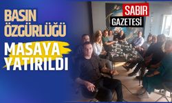 Sabır Gazetesi'nde Basın Özgürlüğü Masaya Yatırıldı