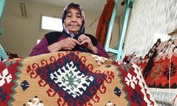 Kilim Dokumacılığına Adanmış Bir Ömür: Osmaniye'de Hacer Cafri'nin 66 Yıllık Hikayesi