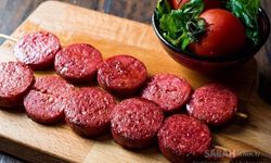 Osmaniye’de Ev Yapımı Sucuk Nasıl Yapılır?