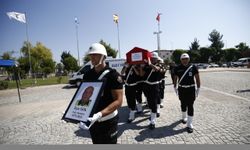 İstanbul'da trafik kazasında ölen polis memuru, Antalya'da toprağa verildi