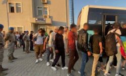 Mersin'de 50 düzensiz göçmen yakalandı