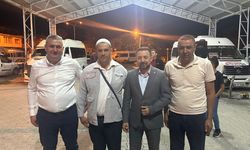 Mustafa İba ve Turgut Kararmaz Umre Yolcularını Uğurladı