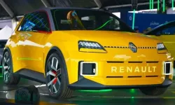 Renault 5 Türkiye’ye Geliyor: Elektrikli ve Uygun Fiyatıyla Clio’dan Daha Ucuz