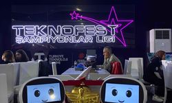 Üniversite öğrencilerinin geliştirdiği "sosyal robot" TEKNOFEST'te sergileniyor