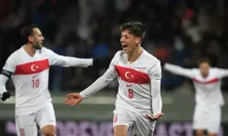 Türkiye İzlanda'yı 4-2 Mağlup Etti: Maç Özeti ve Goller