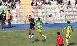 Osmaniyespor FK - Ayvalıkgücü Belediyespor Maçının İlk Yarı Sonucu: 0-2