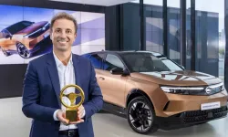 Opel'in yeni SUV modeli Grandland 2024 Altın Direksiyon Ödülü'nü kazandı