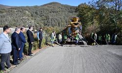 Vali Yılmaz, Söğütlügöl Köyü'ndeki Yol Çalışmalarını Yerinde İnceledi