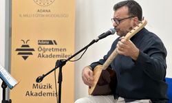 Adana'da Öğretmen Akademileri'nde bağlama çeşitleri anlatıldı