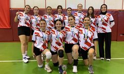 Osmaniye Korkut Ata Üniversitesi Voleybol Takımları Ünilig Bölgesel Lig'de Başarı Gösterdi