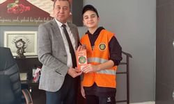 Kumluca'da öğrencilerden "Bir Koli İyilik Binlerce Gülüş" projesi