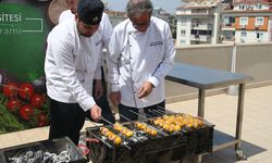 Alanya'nın coğrafi işaretli meyvesiyle yapılan "yenidünya kebabı" tanıtıldı