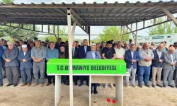 Osmaniye'de anne ve kızının elektrik akımına kapılma anı kamerada