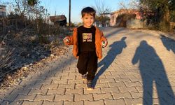 Anne Olmak Zor, Gülüşü Yeter: Çocuk Bakımının Zorlukları ve Güzellikleri