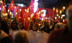 Adana'da Gençlik Haftası kapsamında fener alayı düzenlendi