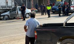Adana'da tıra arkadan çarpan otomobildeki 1 kişi öldü, 1 kişi yaralandı